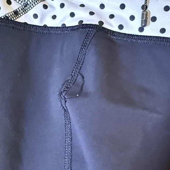 Lululemon Athletica Flawed Black and White Lululemon Run: Inspire Crop II - Picture 6 of 6